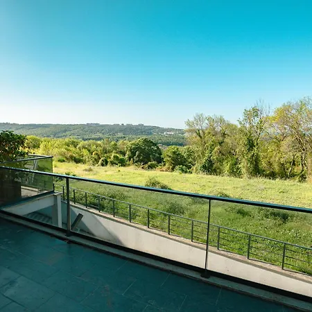 Royal Blue - Luxury Villa