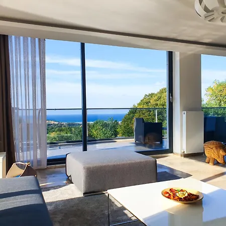 Royal Blue - Luxury Villa *