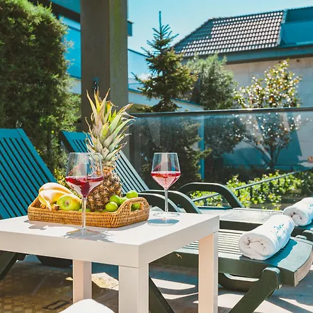 Villa Royal Blue - Luxury