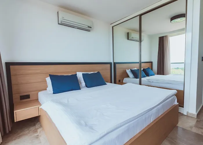 Royal Blue - Luxury Istanboel