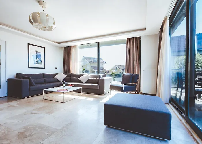 Royal Blue - Luxury *