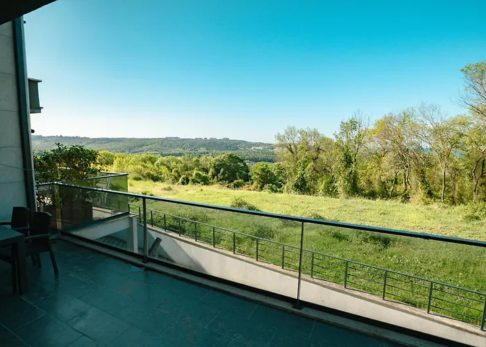 Royal Blue - Luxury Villa