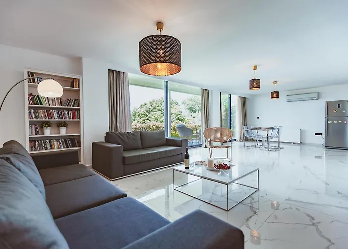 Royal Blue - Luxury Istanboel